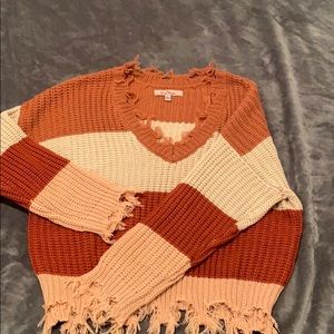 💕 Fringed Sweater